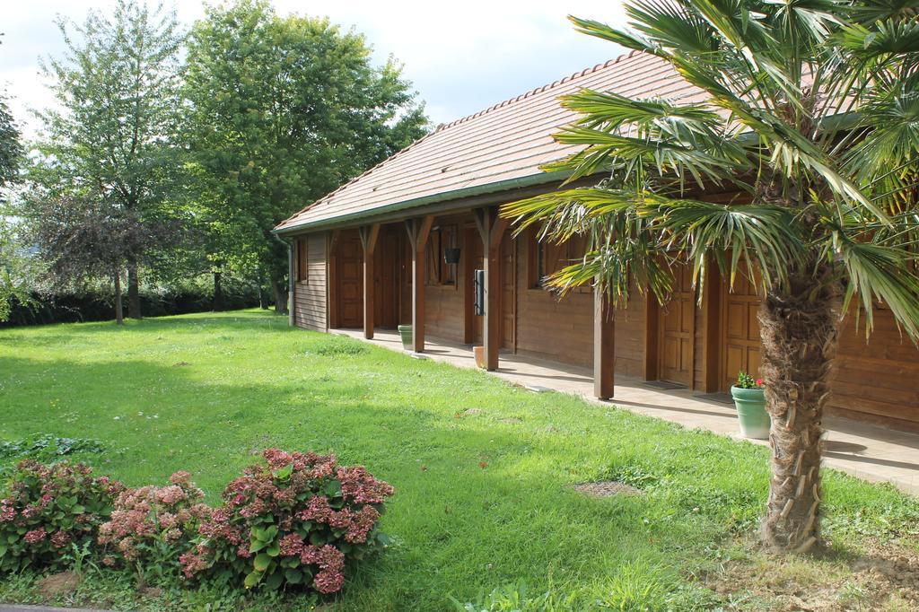 Auberge De Villequier Villequier-Aumont Bagian luar foto