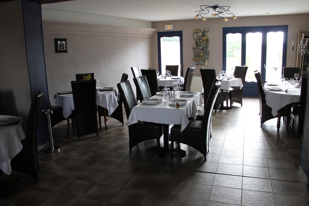 Auberge De Villequier Villequier-Aumont Bagian luar foto