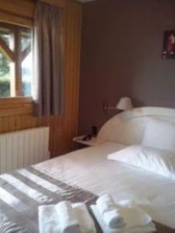 Auberge De Villequier Villequier-Aumont Bagian luar foto