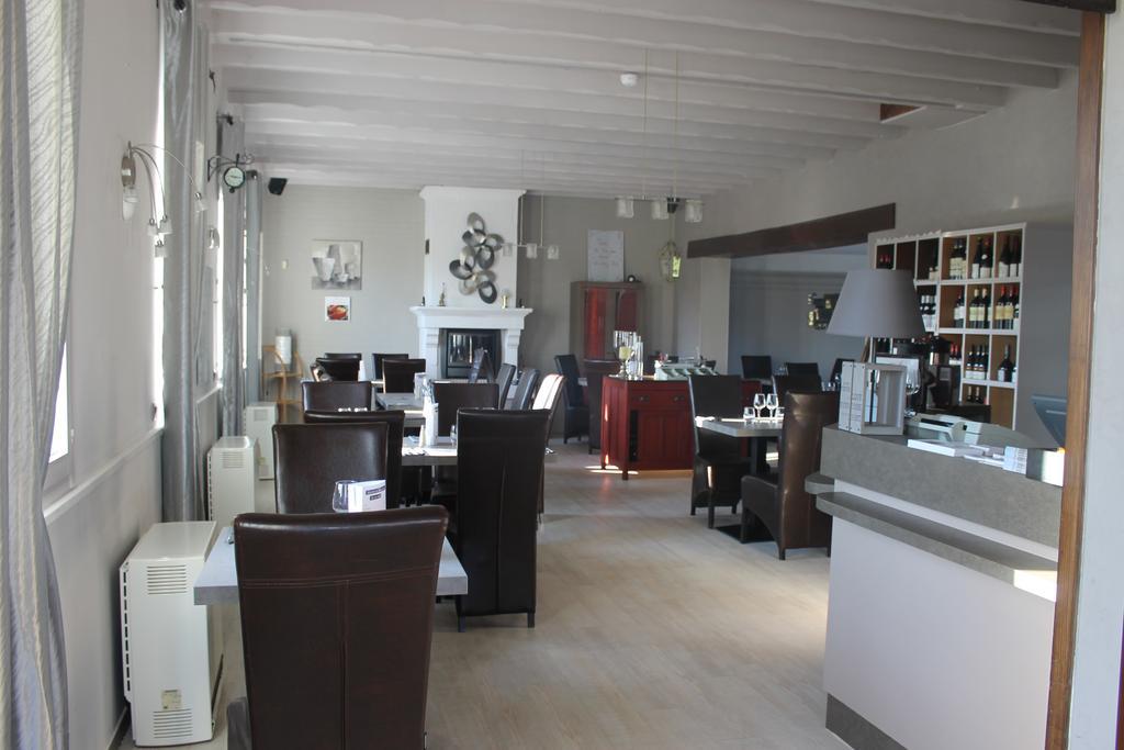 Auberge De Villequier Villequier-Aumont Bagian luar foto