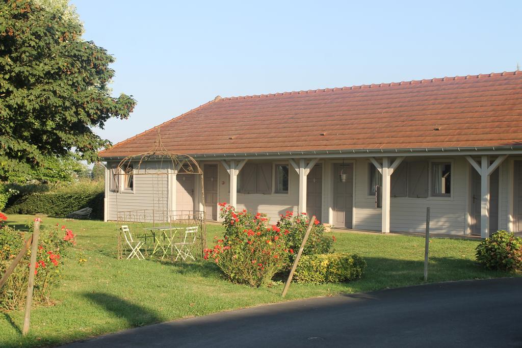 Auberge De Villequier Villequier-Aumont Bagian luar foto